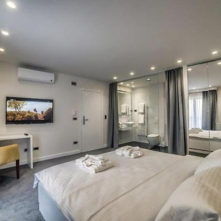 Forty Two Rooms Загреб Екстериор снимка